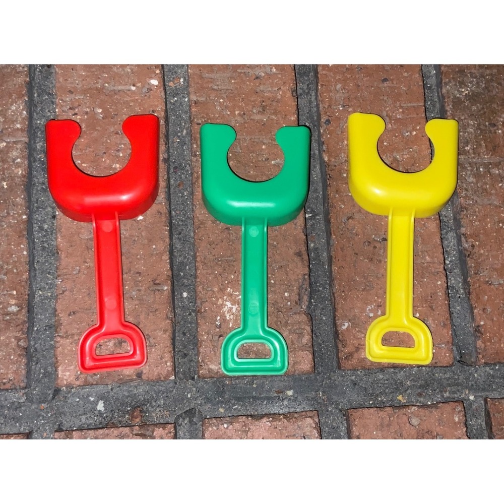 Mr. Bucket 3 pk Replacement‎ Shovels Red Yellow Green Board Game Parts